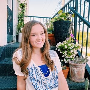 Meet your Posher, Rachel